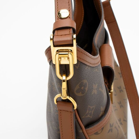 Louis Vuitton Reverse Monogram Dauphine PM Hobo - Picture 14 of 16